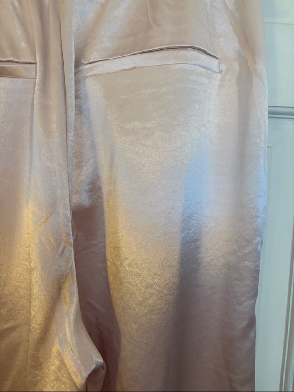 Francesca's Shimmery Light Blush Satin pants size large brand new with tags - Picture 6 of 8